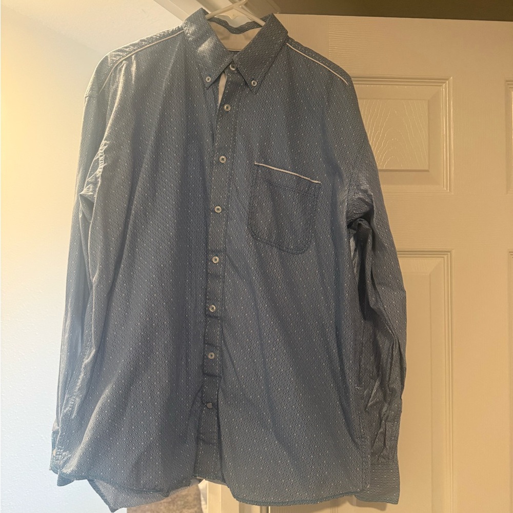 Mens Panhandle and Mens Wrangler button down shirt this listing is for both item